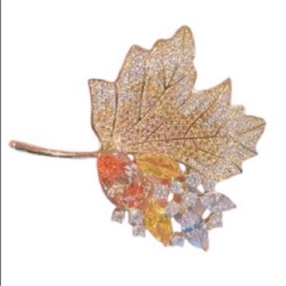 UNBRANDED Sparkling Crystal RHINESTONE Maple Leaf Fall Autumn BROOCH Pin